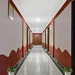 Fabhotel K H Bar And Rest